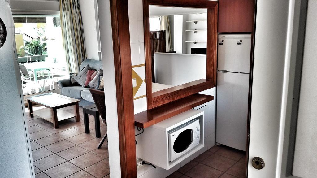 Lomas Del Mar I Apartment เบรา ภายนอก รูปภาพ